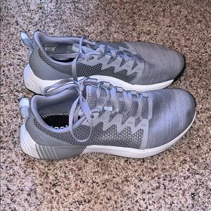 Reebok size 9 tennis shoes